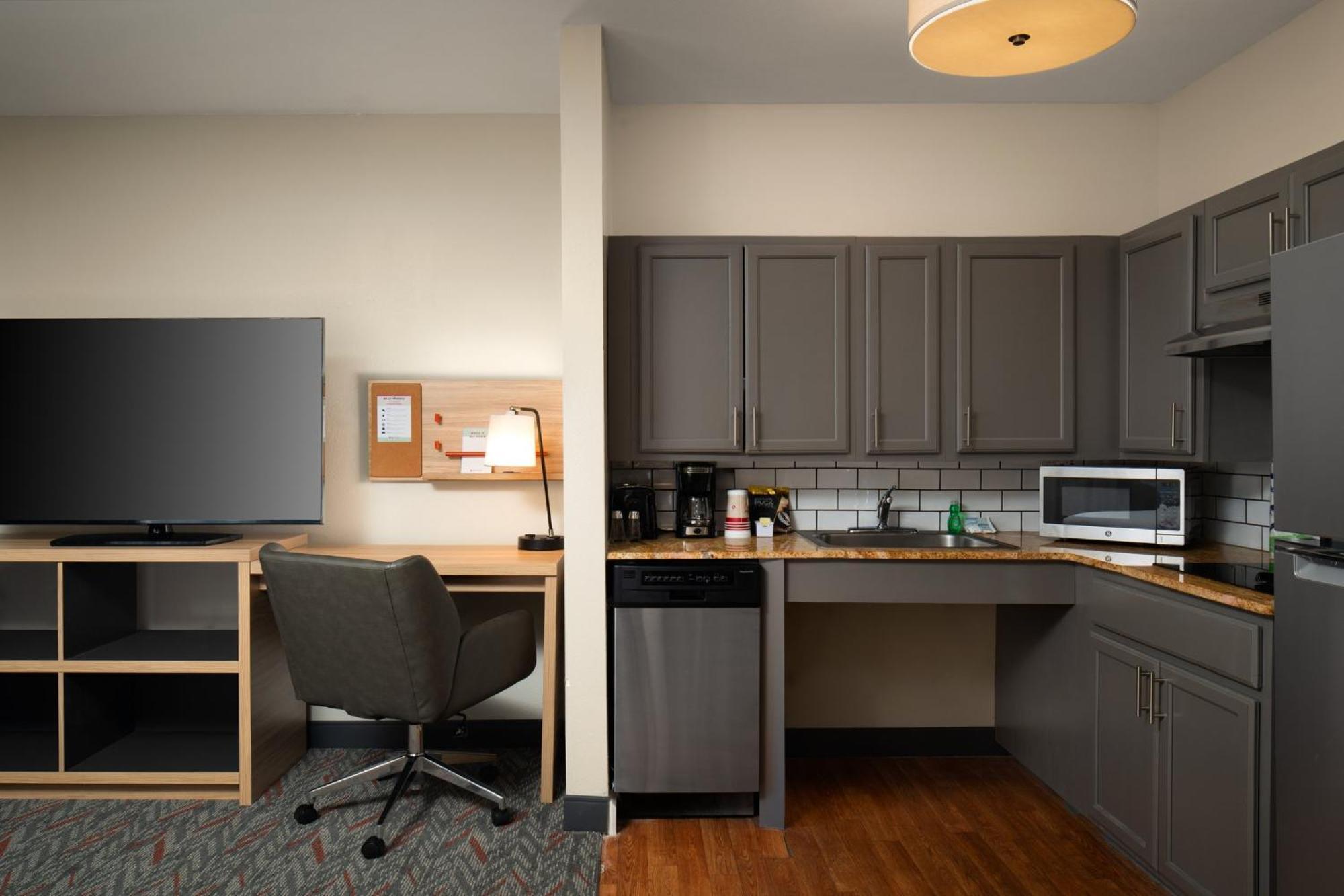 Candlewood Suites St Louis St Charles By Ihg Saint Charles Exterior photo